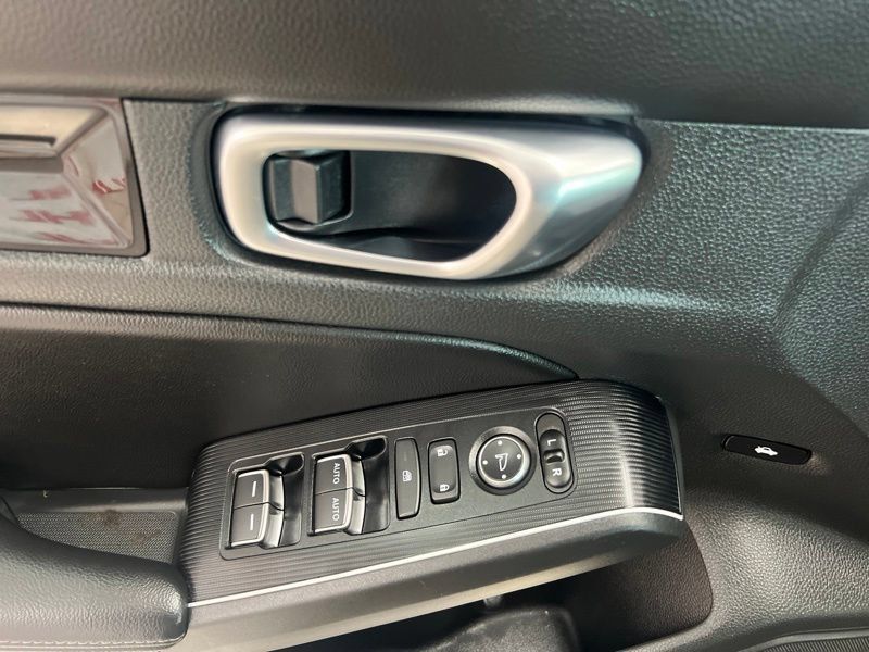 Used 2025 Honda Civic Sport image 20