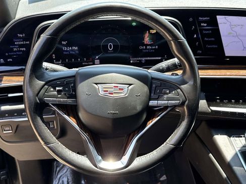 Used 2022 Cadillac Escalade ESV Luxury AWD/4WD image 31