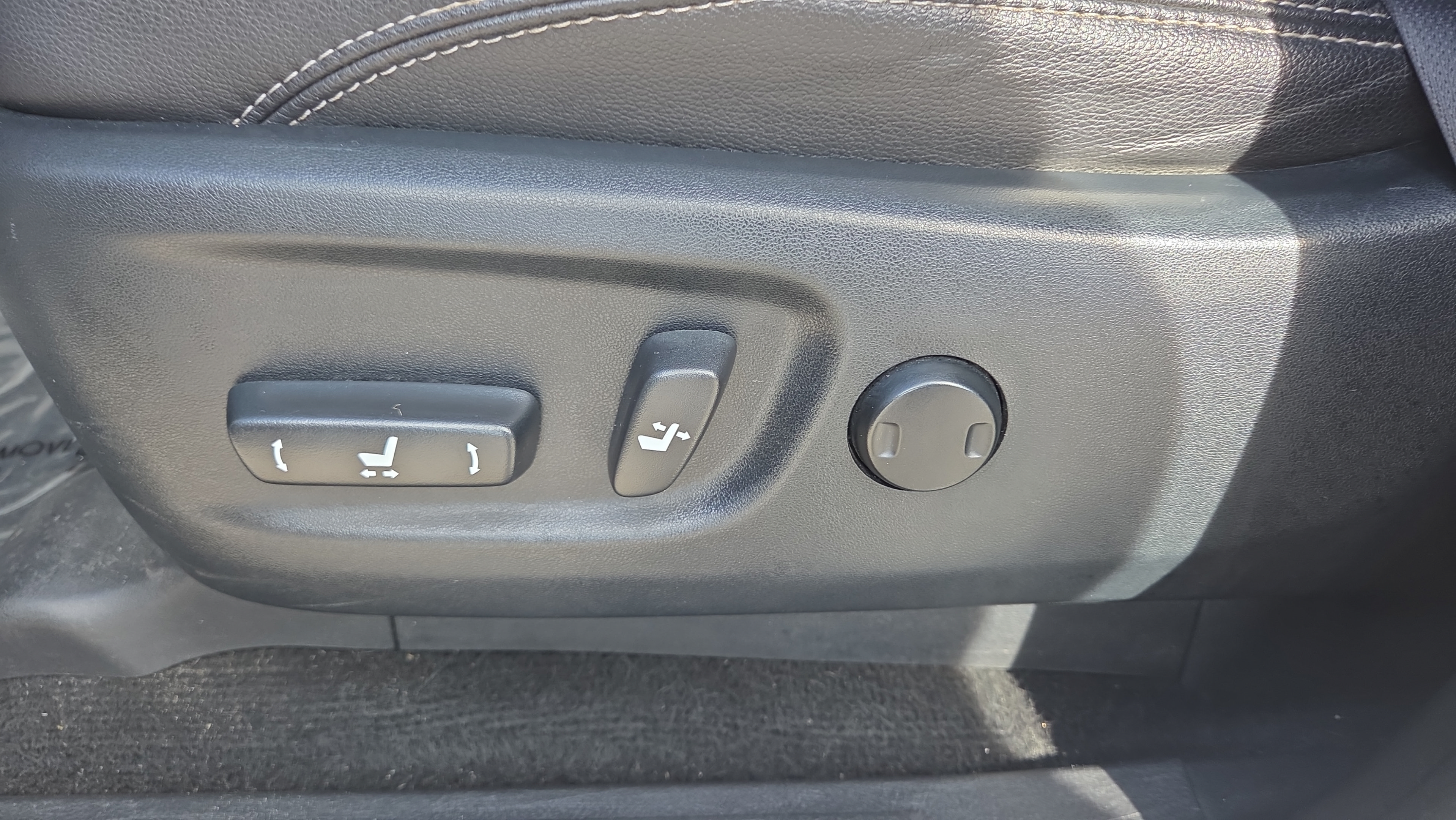 Used 2017 Toyota 4Runner SR5 Premium RWD image 10