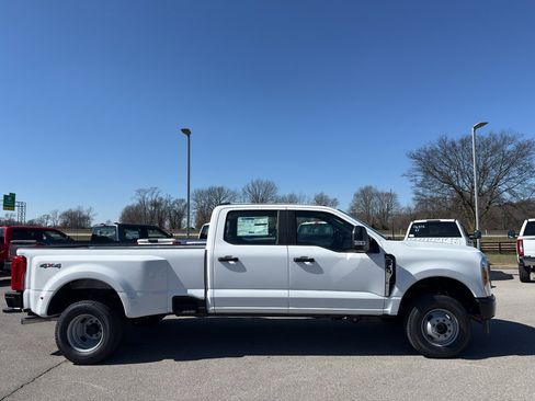 New 2026 Ford F350 XL AWD/4WD image 4