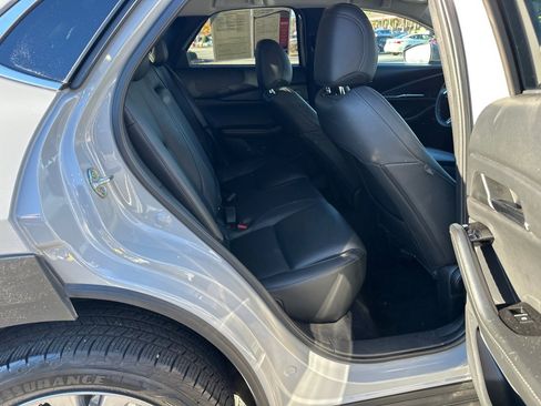 Used 2025 MAZDA CX-30 AWD 2.5 S w/ Preferred Package image 15