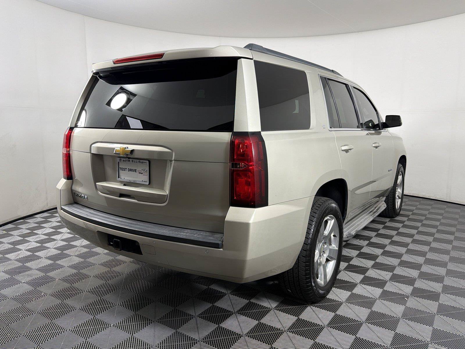 Used 2015 Chevrolet Tahoe LT RWD image 7