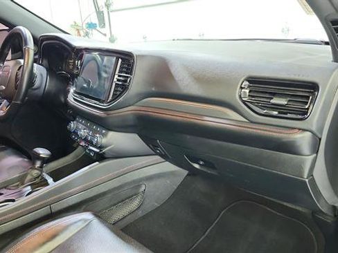 Used 2024 Dodge Durango GT RWD image 27