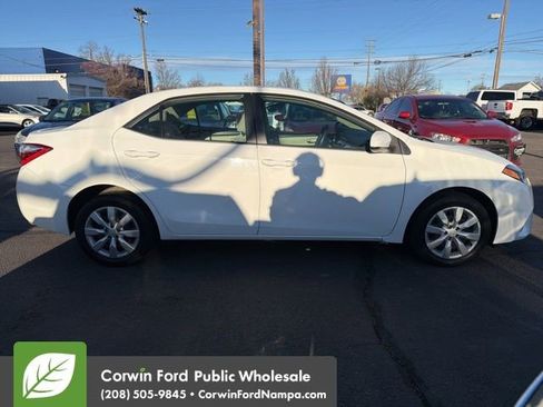 Used 2014 Toyota Corolla L image 4