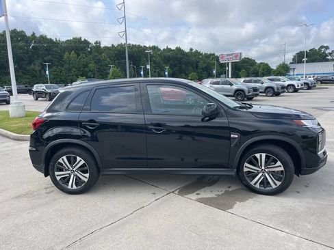 Used 2025 Mitsubishi Outlander Sport LE AWD/4WD image 10