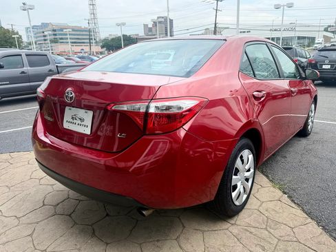 Used 2015 Toyota Corolla LE FWD image 7