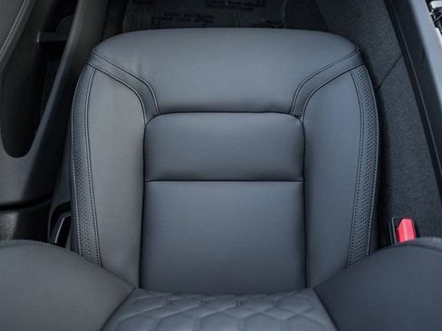 New 2026 Volvo XC60 B5 Plus w/ Protection Package Premier image 30