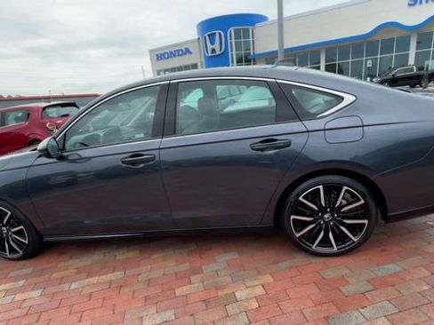 Used 2026 Honda Accord Touring image 7
