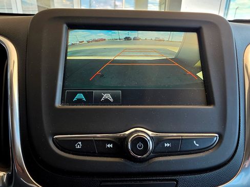 Used 2018 Chevrolet Equinox LT AWD/4WD image 40