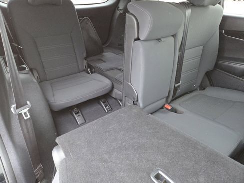 Used 2019 Kia Sorento L image 19