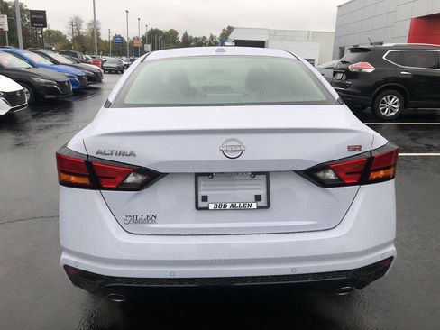 New 2025 Nissan Altima 2.5 SR w/ SR Premium Package image 18