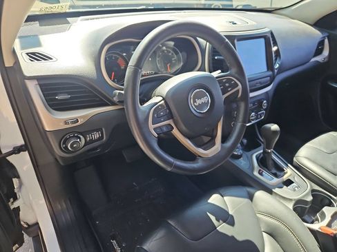 Used 2016 Jeep Cherokee Limited w/ Trailer Tow Group AWD/4WD image 13