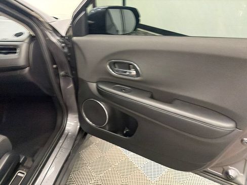 Used 2022 Honda HR-V EX image 14