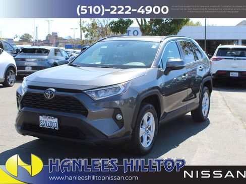 Used 2020 Toyota RAV4 XLE w/ All Weather Liner Package image 3