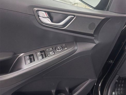 Used 2020 Hyundai Ioniq SEL image 9
