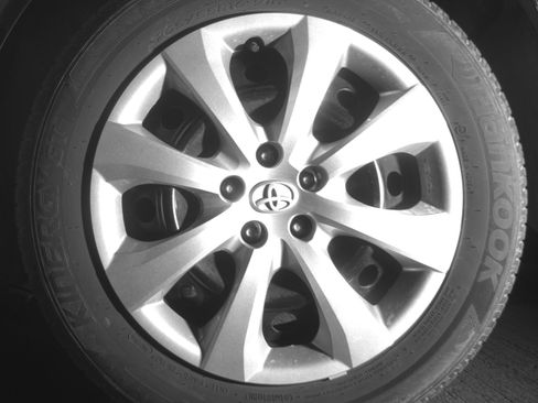 Used 2025 Toyota Corolla LE FWD image 14