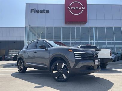 New 2025 Nissan Kicks SR