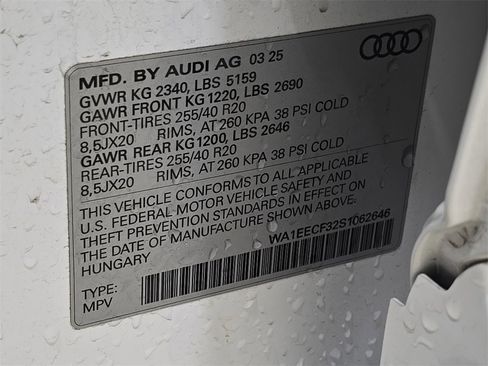 Certified 2025 Audi Q3 2.0T Premium Plus w/ Premium Plus Package image 37