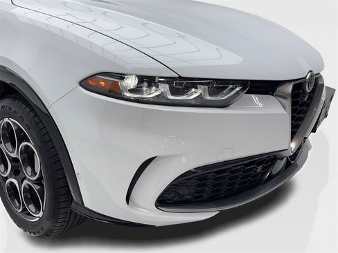 Used 2024 Alfa Romeo Tonale Ti w/ Active Assist Package image 3