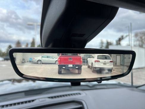 Certified 2022 GMC Sierra 3500 Denali w/ Denali Ultimate Package image 32