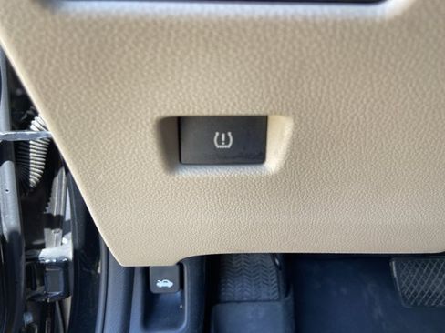 Used 2015 Honda Accord EX-L image 48