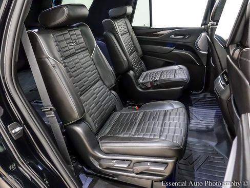 Used 2023 Cadillac Escalade Sport Platinum image 36