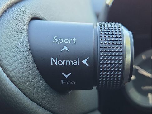 Used 2023 Lexus ES 350 w/ Premium Package image 22