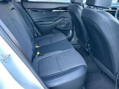 New 2026 Kia Seltos S image 14