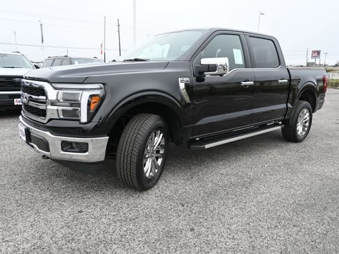 New 2025 Ford F150 Lariat w/ Equipment Group 501A Mid image 8