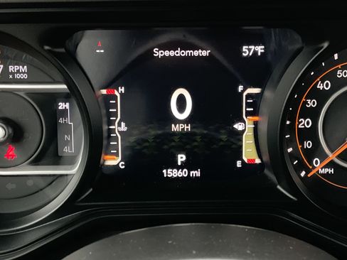 Used 2026 Jeep Gladiator Rubicon AWD/4WD image 12