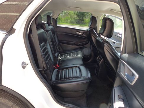 Used 2023 Ford Edge SEL AWD/4WD image 41
