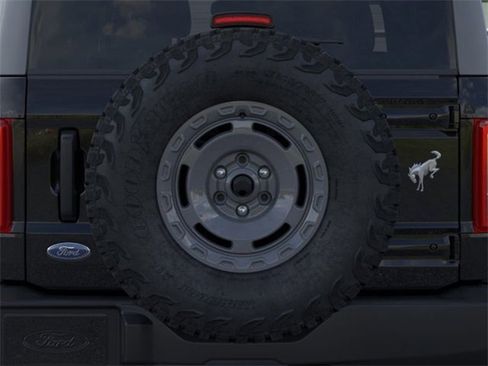 New 2025 Ford Bronco Base w/ Sasquatch Package image 24