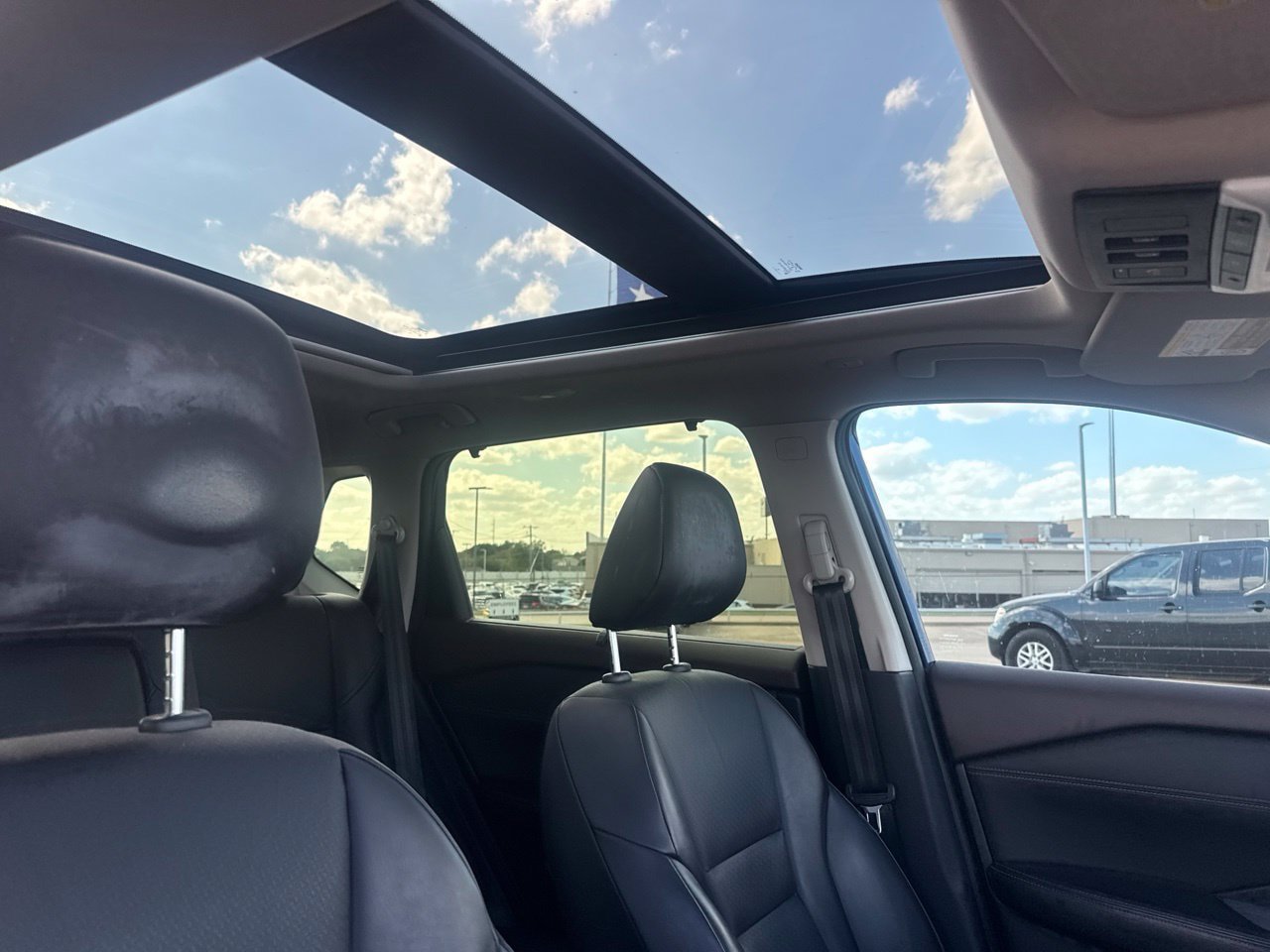 Certified 2023 Nissan Rogue SV w/ SV Premium B Package FWD image 37