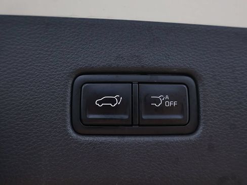 Used 2025 Kia Carnival SX Prestige FWD image 68