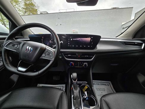 Used 2024 Buick Encore GX Sport Touring FWD image 16