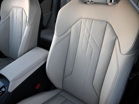 New 2026 BMW X3 xDrive30 w/ Premium Package image 10