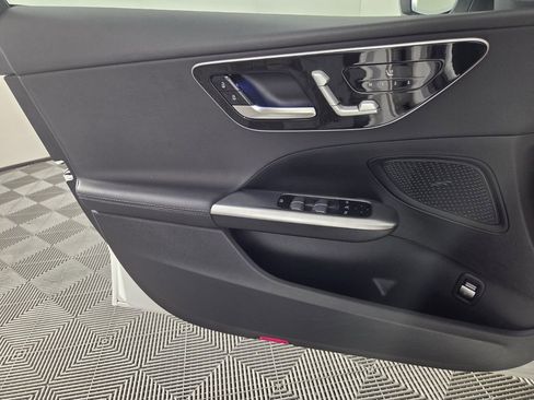 Used 2025 Mercedes-Benz C 300 Sedan w/ Winter Package image 20