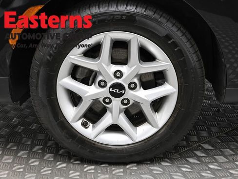 Used 2024 Kia Soul LX w/ Option Group 015 image 32