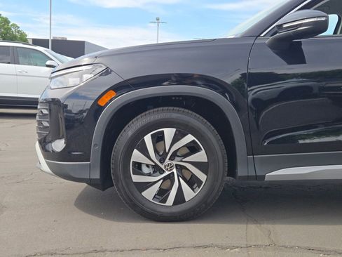 New 2026 Volkswagen Tiguan S FWD image 5