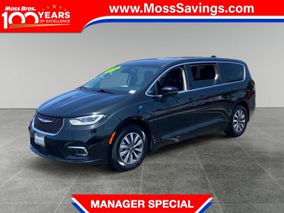 Used 2024 Chrysler Pacifica Limited