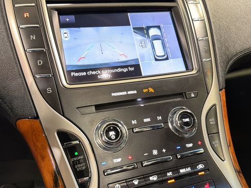 Used 2020 Lincoln Nautilus Reserve w/ Equipment Group 201A FWD image 16