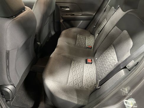 Used 2025 Nissan Kicks SV image 11