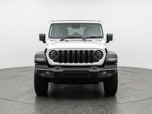 Used 2025 Jeep Wrangler Unlimited Sport AWD/4WD image 2