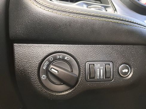 Used 2023 Dodge Challenger R/T Scat Pack RWD image 19