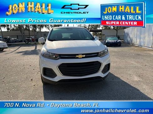 Used 2022 Chevrolet Trax LS image 12