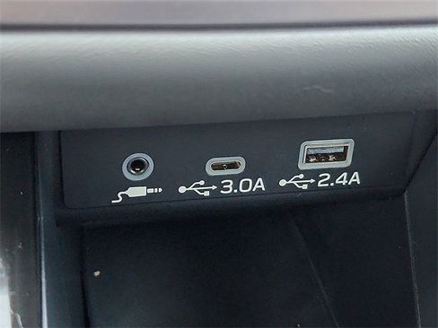 Used 2023 Subaru Outback Onyx Edition image 20