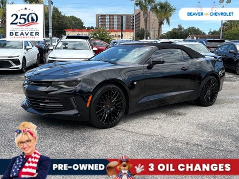 Used 2017 Chevrolet Camaro LT RWD image 1