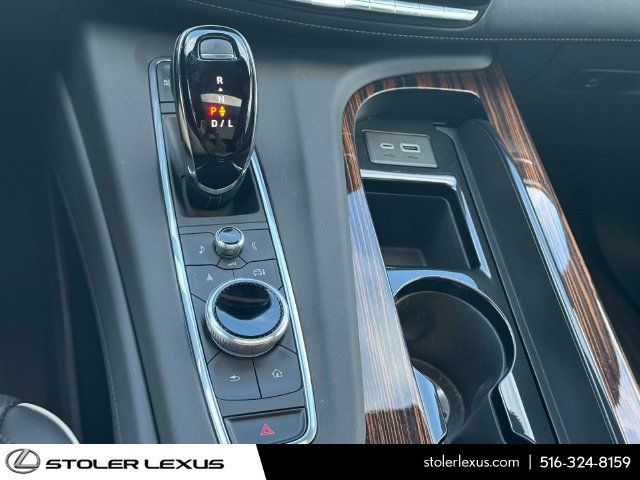 Used 2023 Cadillac Escalade Premium Luxury w/ Performance Package AWD/4WD image 36