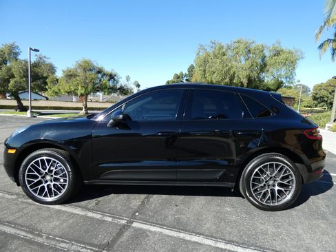 Used 2018 Porsche Macan Sport Edition image 14