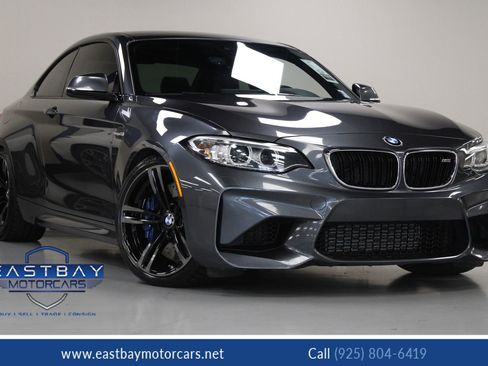 Used 2017 BMW M2 image 1